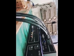 8 डिस्प्ले विकल्पों के साथ 1 इन 4 आउट एलसीडी टीवी वीडियो वॉल कंट्रोलर